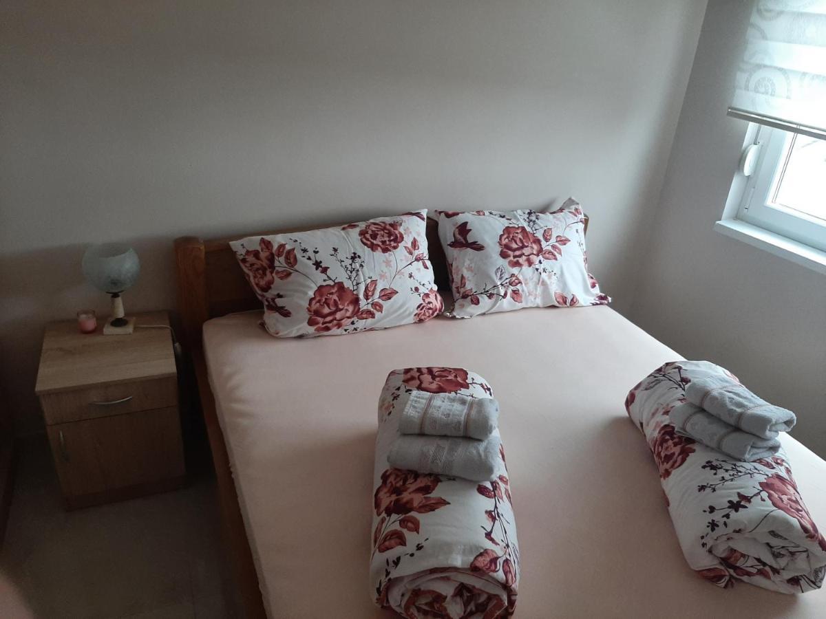 Apartment Zvezdica *